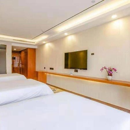 Zhongbo Art Hotel Гуанджоу Екстериор снимка