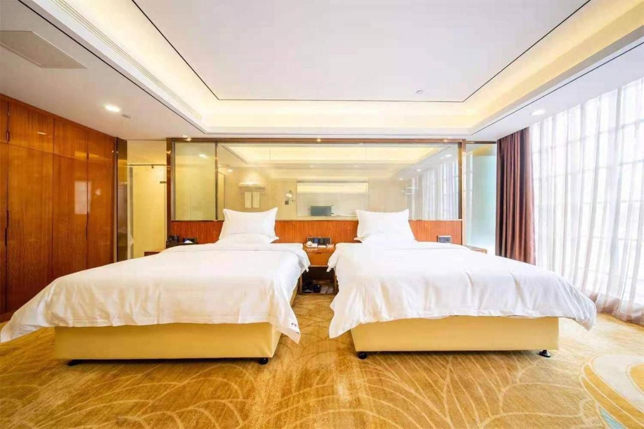 Zhongbo Art Hotel Гуанджоу Екстериор снимка