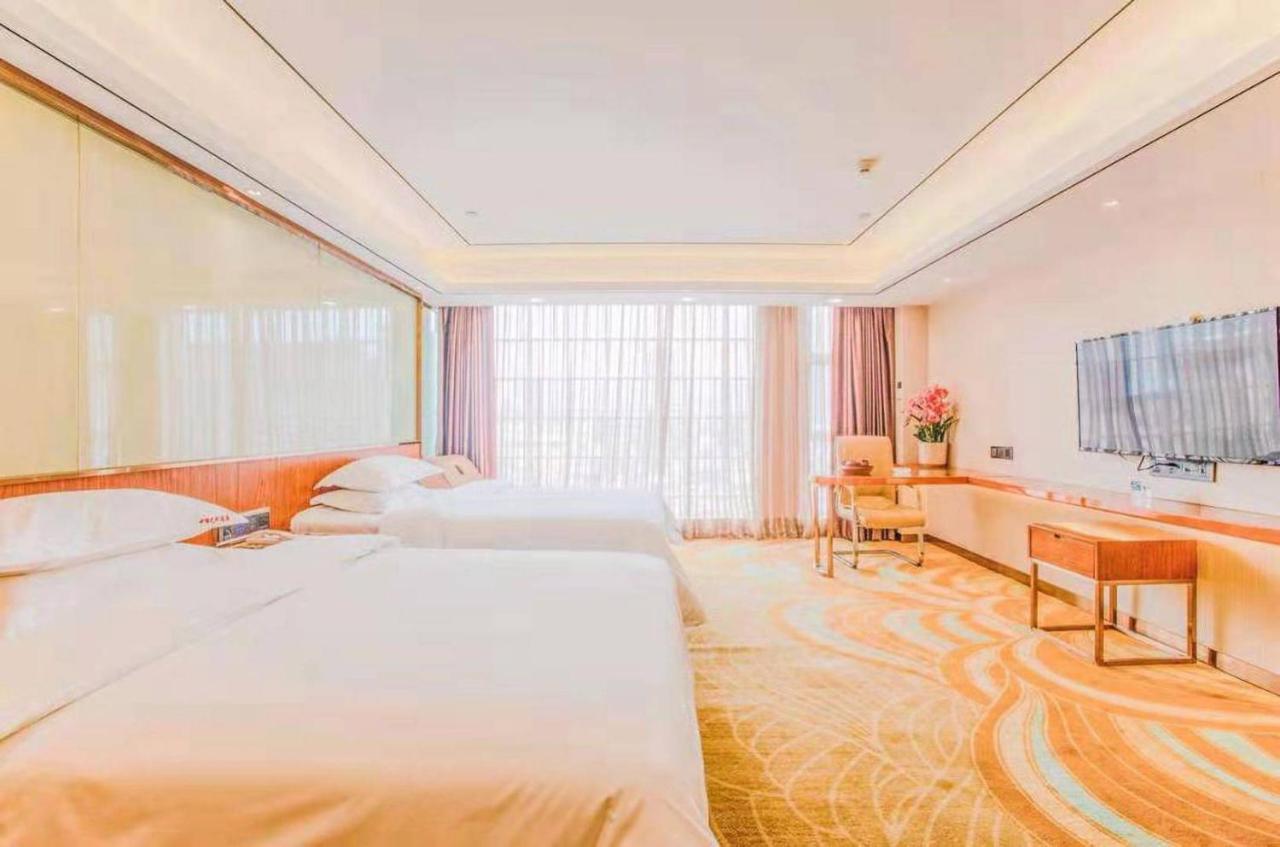 Zhongbo Art Hotel Гуанджоу Екстериор снимка