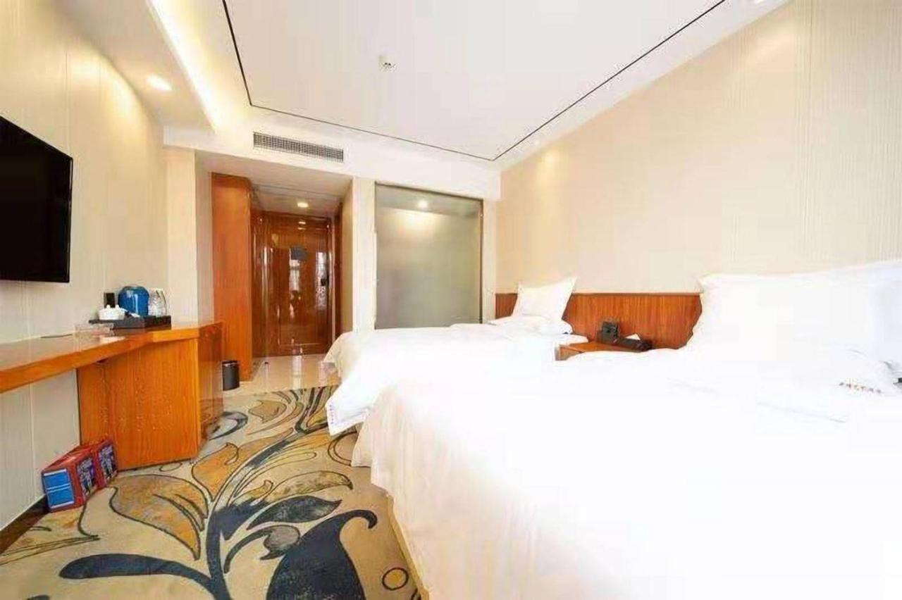 Zhongbo Art Hotel Гуанджоу Екстериор снимка