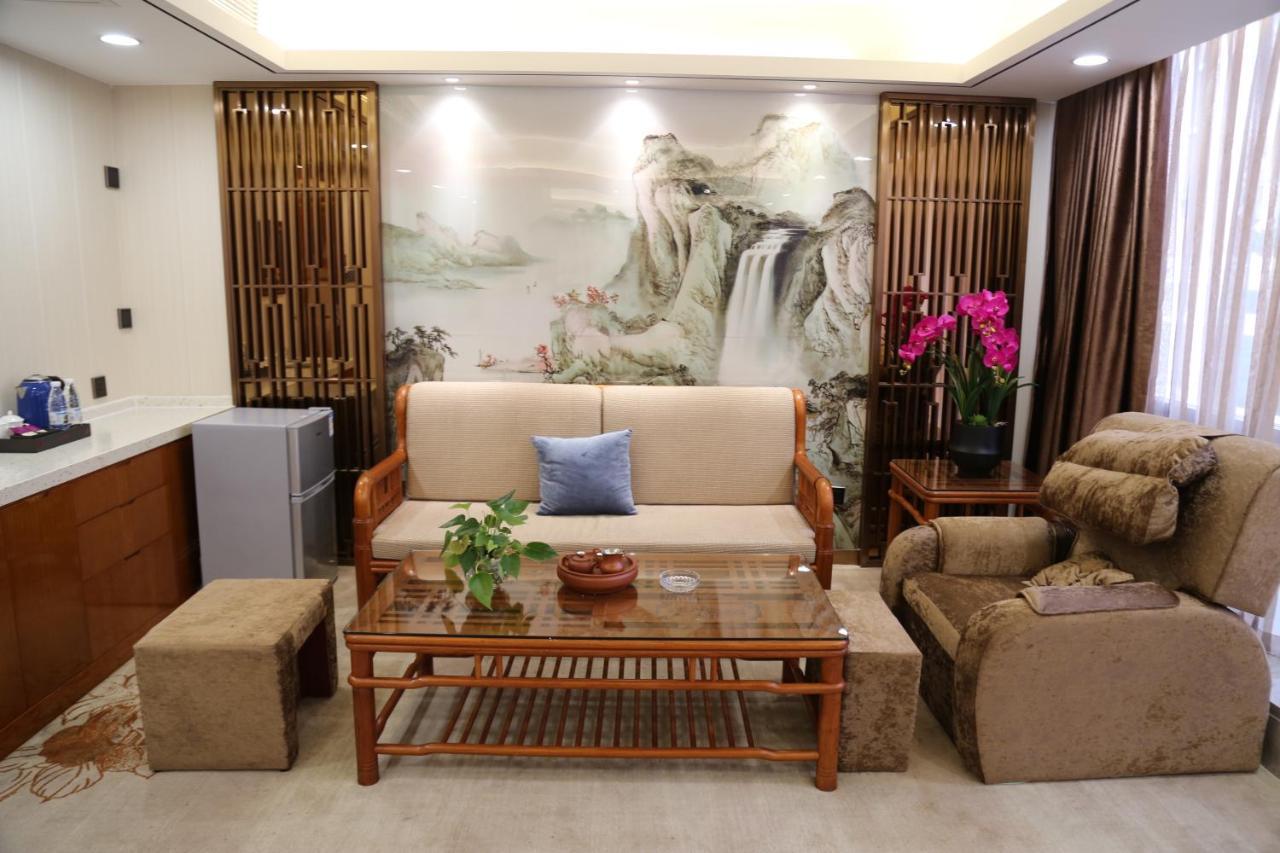 Zhongbo Art Hotel Гуанджоу Екстериор снимка